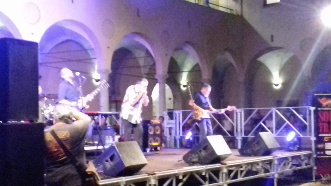 Nerviano, Treves Blues Band